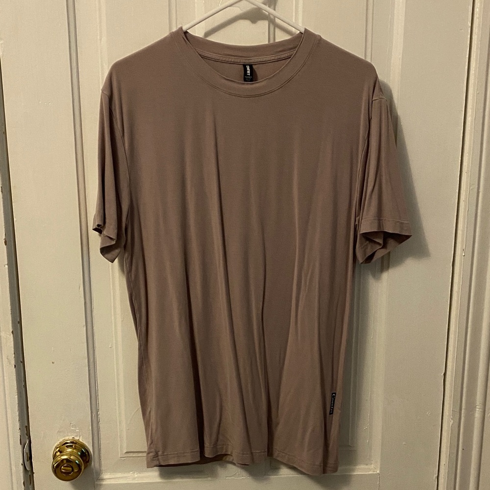 Men's Casual Short Sleeve Tee in Taupe